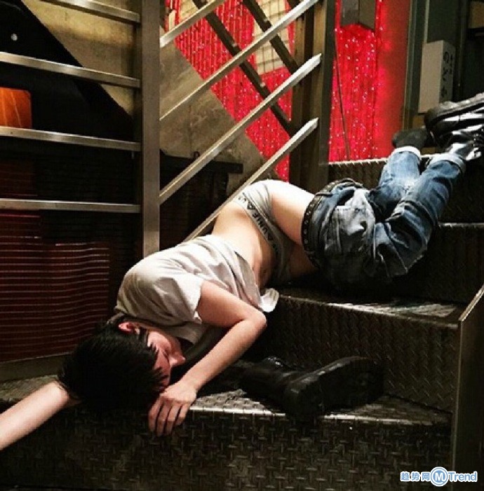 嘿，哥们  你还.... 好吧