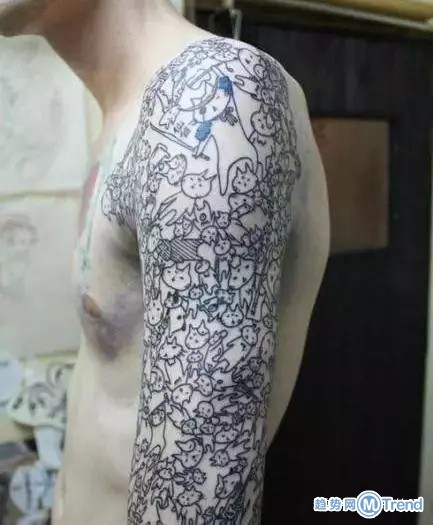 被大哥的纹身震慑住了...